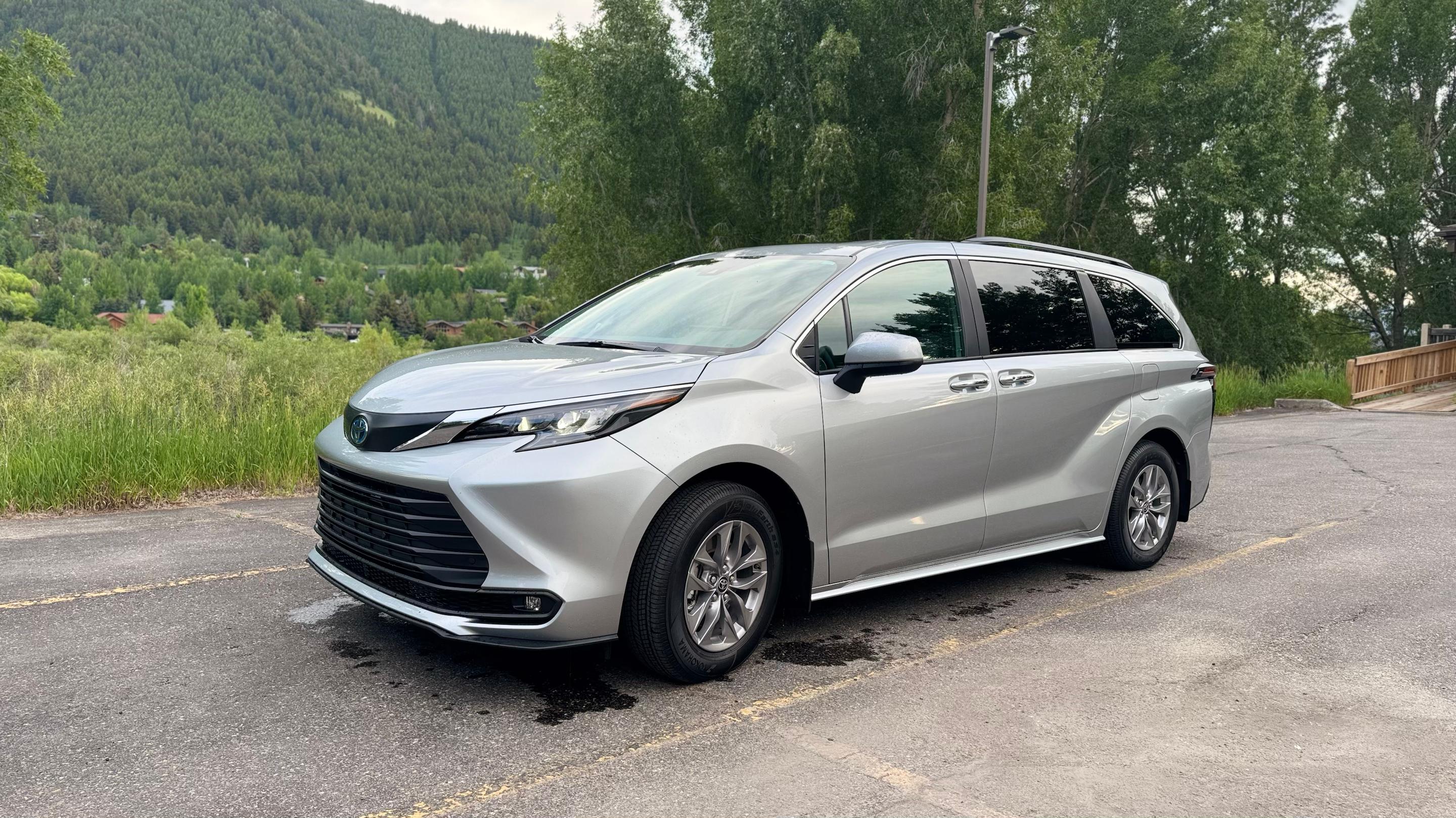 Toyota Sienna 2025 in Jackson, WY