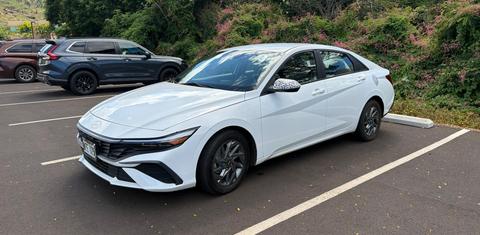 Hyundai Elantra 2024