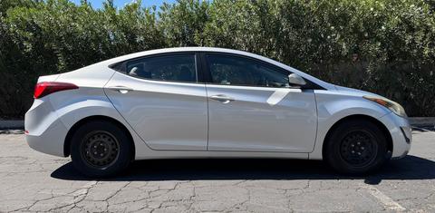 Hyundai Elantra 2016