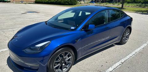 Tesla Model 3 2022