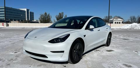 Tesla Model 3 2023
