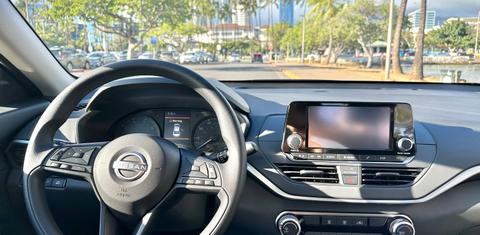 Nissan Altima 2023