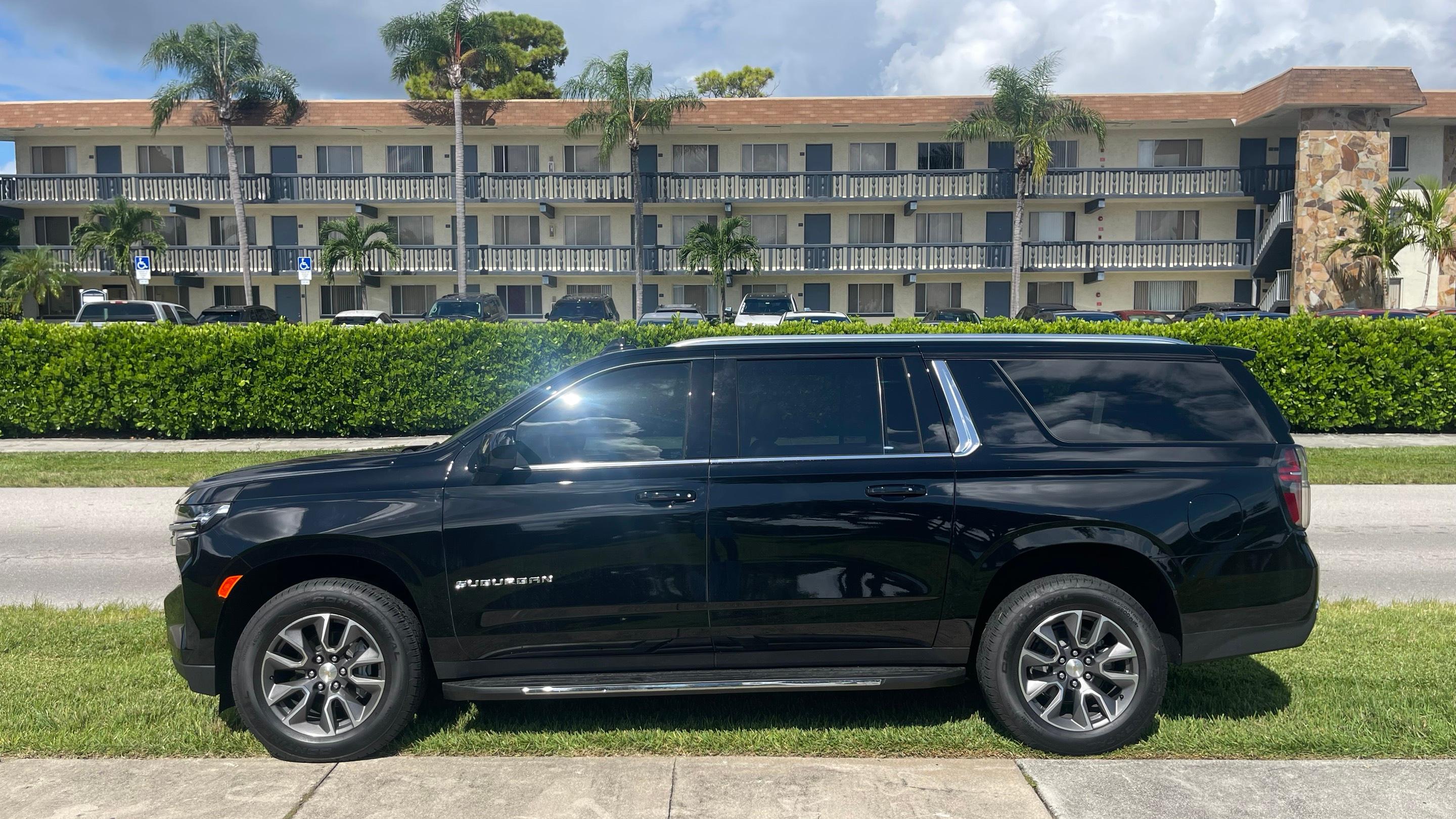 Chevrolet Suburban 2023 in Palm Springs, FL