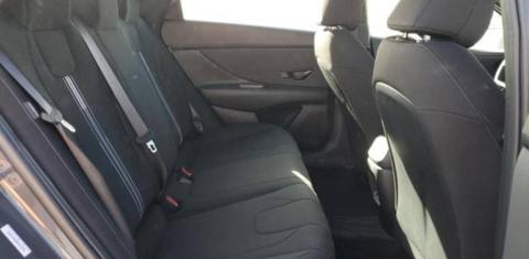 Hyundai Elantra 2025