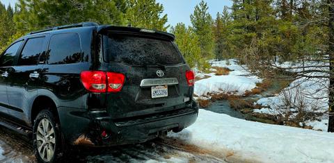 Toyota Sequoia 2011