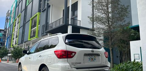 Nissan Pathfinder 2018