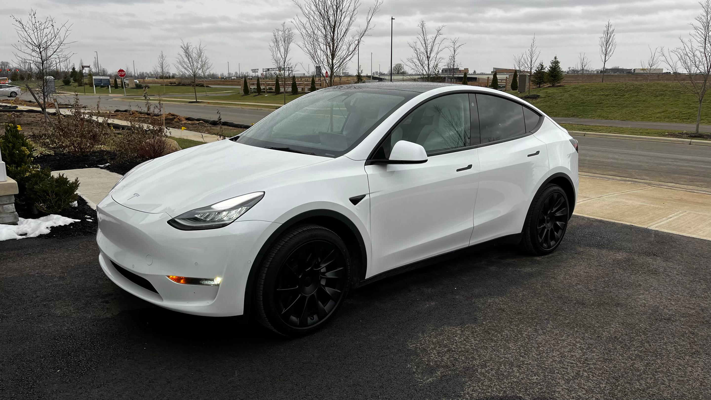 Tesla Model Y 2021 in Dublin, OH