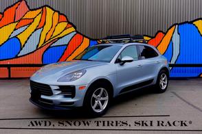 Porsche Macan car