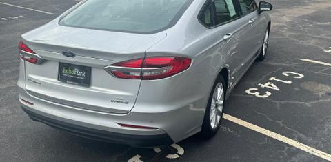 Ford Fusion Hybrid 2019