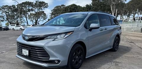 Toyota Sienna 2025