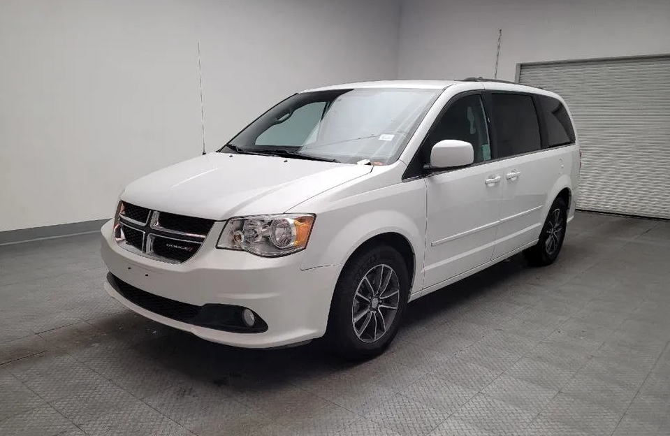 Dodge Grand Caravan 2017 in 