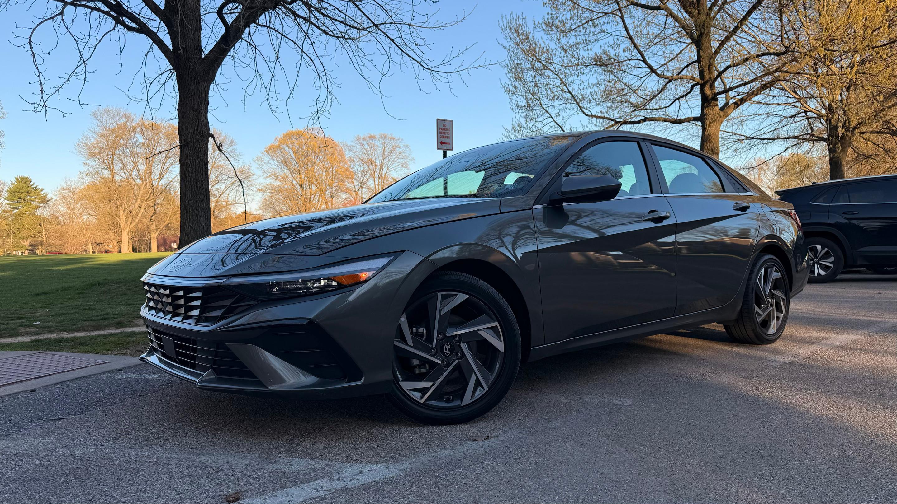 Hyundai Elantra 2025 in Ardmore, PA