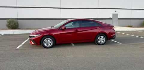 Hyundai Elantra 2025