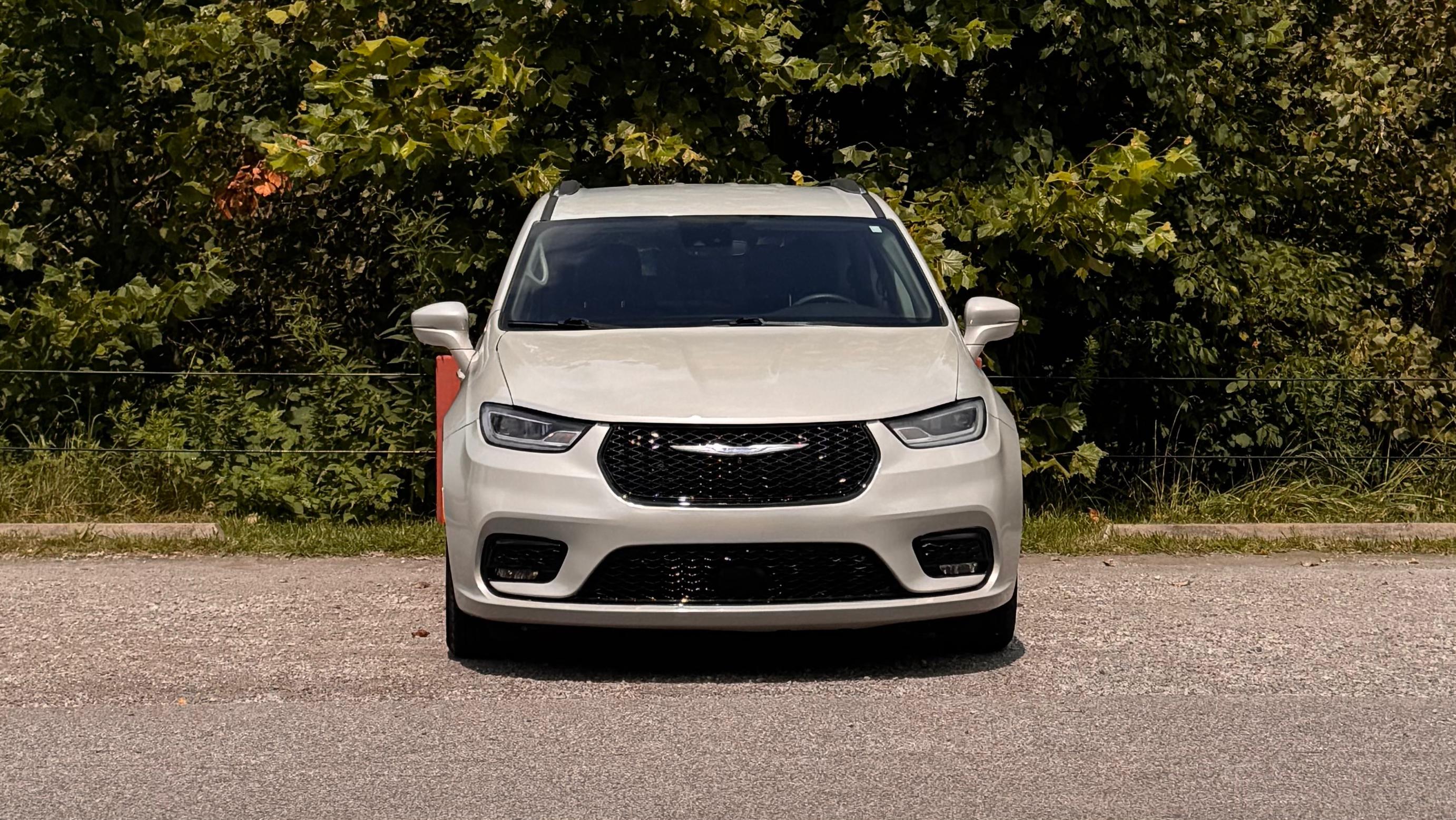 Chrysler Pacifica 2021 in Warren, MI