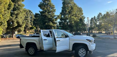 Toyota Tacoma 2024