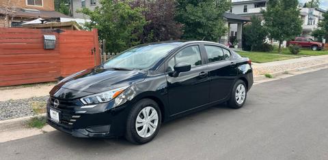 Nissan Versa 2024