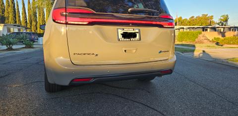 Chrysler Pacifica 2023