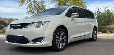 Chrysler Pacifica 2017