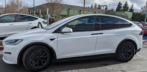Tesla Model X 2024