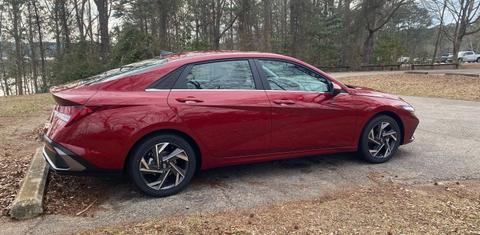 Hyundai Elantra 2025