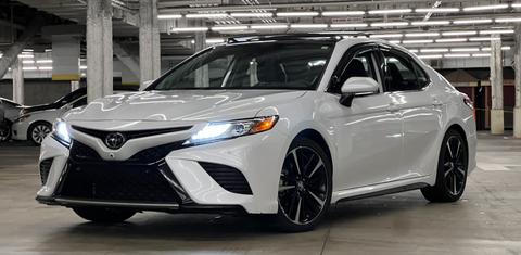 Toyota Camry 2019