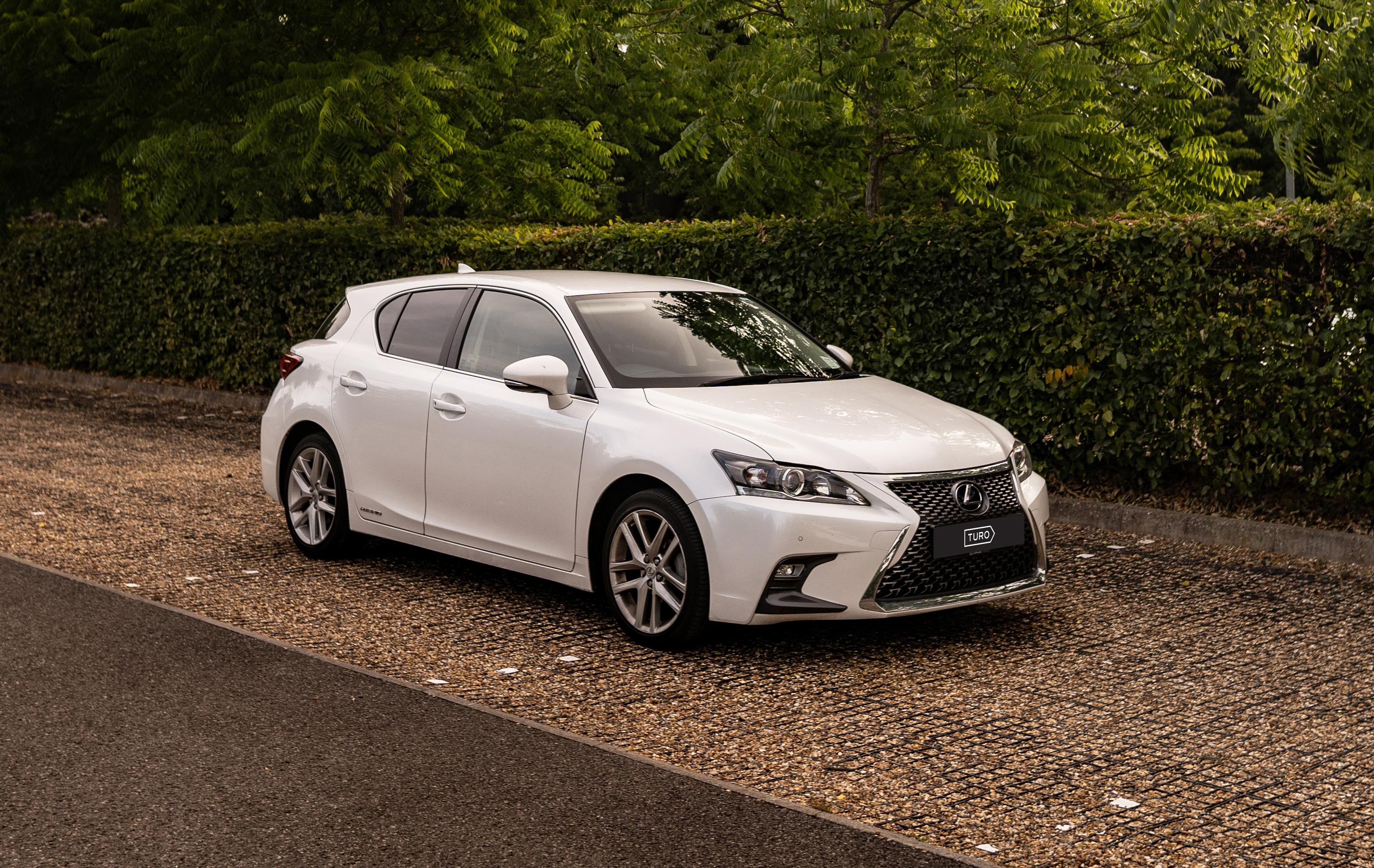 Lexus CT200h 2020 in London