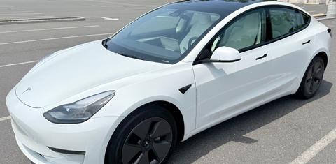 Tesla Model 3 2023