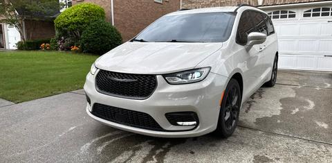 Chrysler Pacifica 2021
