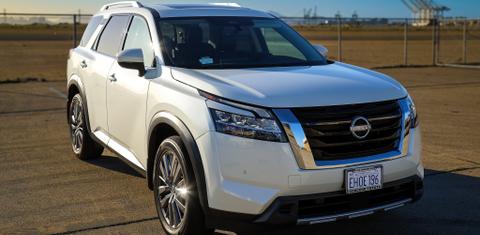 Nissan Pathfinder 2024