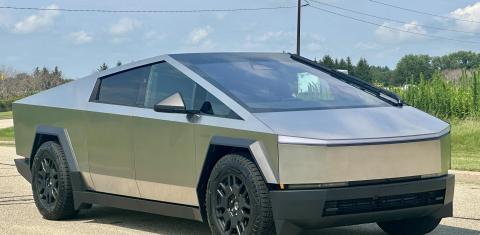 Tesla Cybertruck 2024