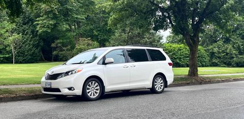 Toyota Sienna 2015
