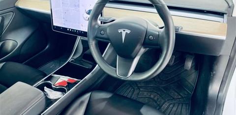 Tesla MODEL 3 2019