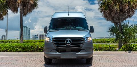 Mercedes-Benz Sprinter 2025
