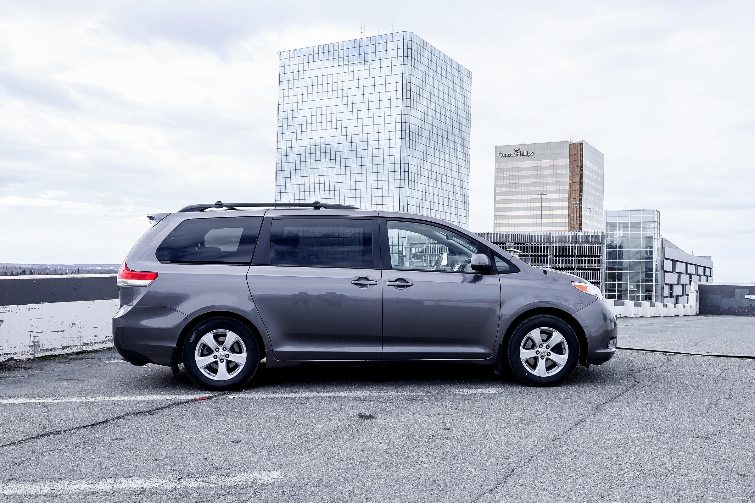 Toyota Sienna 2011 in Anchorage, AK