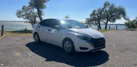 Nissan Versa 2024