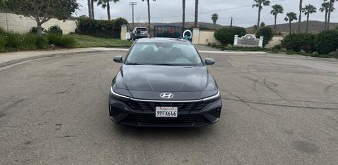 Hyundai Elantra 2024