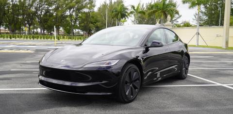Tesla Model 3 2025
