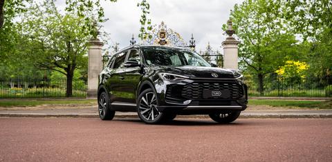 MG ZS SUV 2025