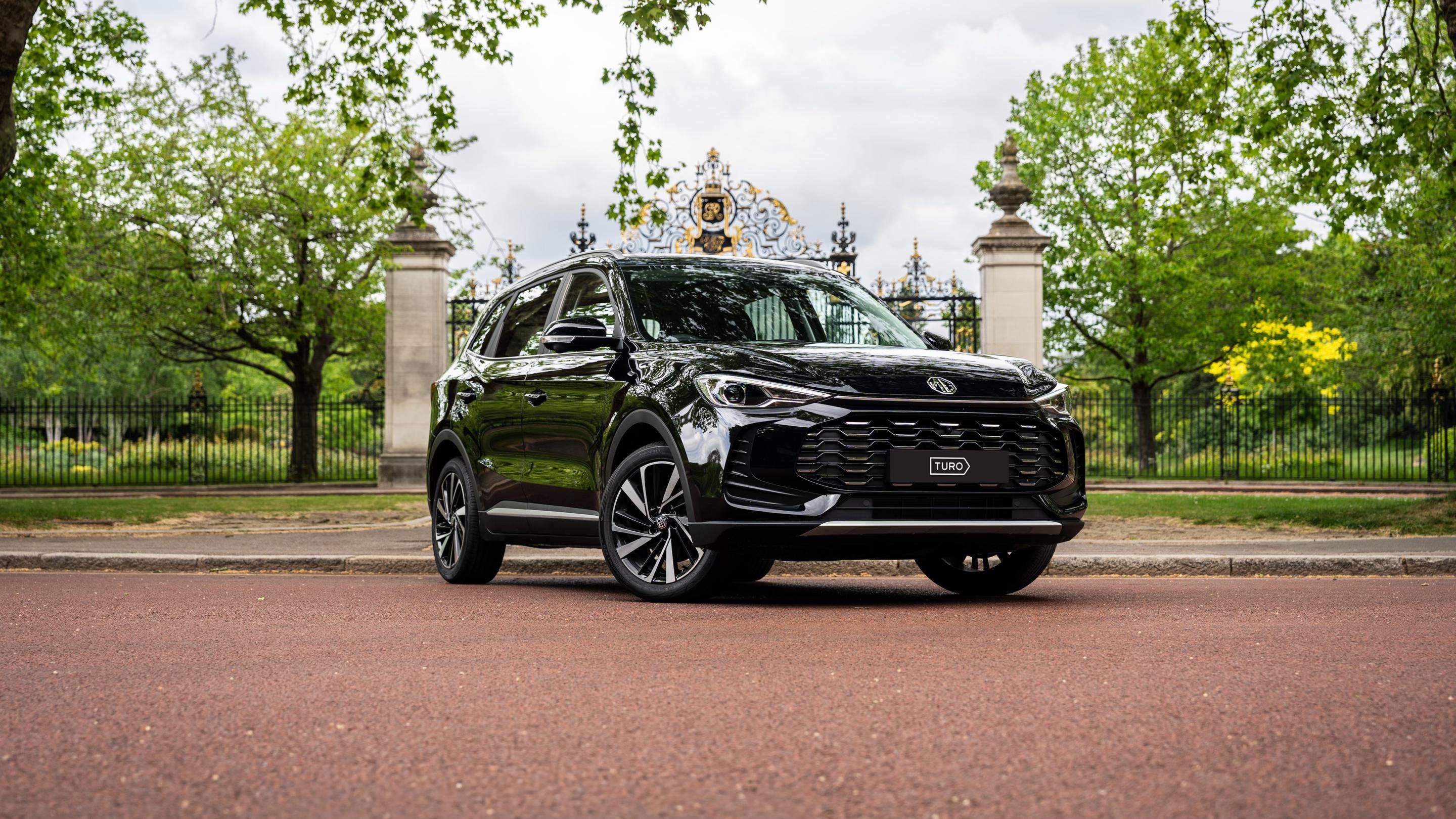 MG ZS SUV 2025 in London