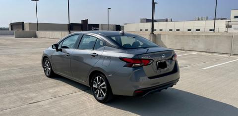 Nissan Versa 2021