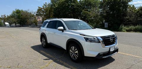 Nissan Pathfinder 2025
