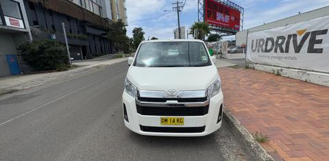 Toyota HIACE 2024