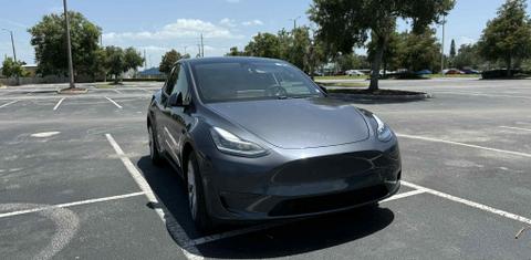 Tesla Model Y 2021