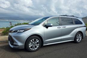 Toyota Sienna 2023 in Honolulu