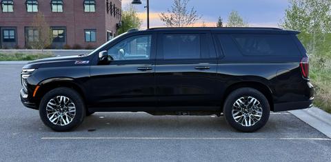 Chevrolet Suburban 2025