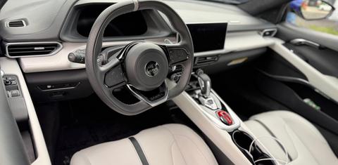 Lotus Emira 2025