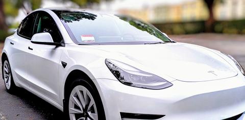 Tesla Model 3 2023
