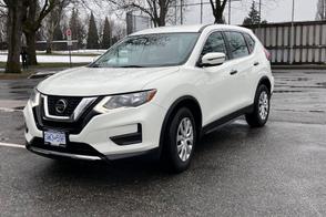 Nissan Rogue car