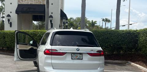 BMW X7 2022