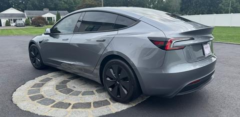 Tesla Model 3 2025
